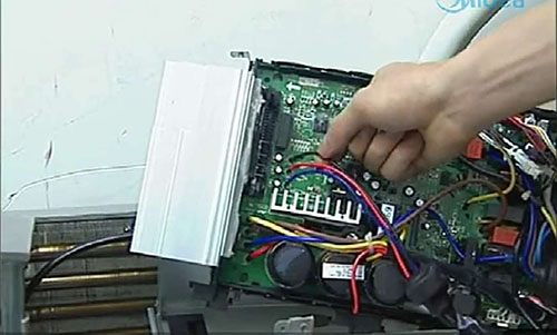 荆州美的空调电话是多少